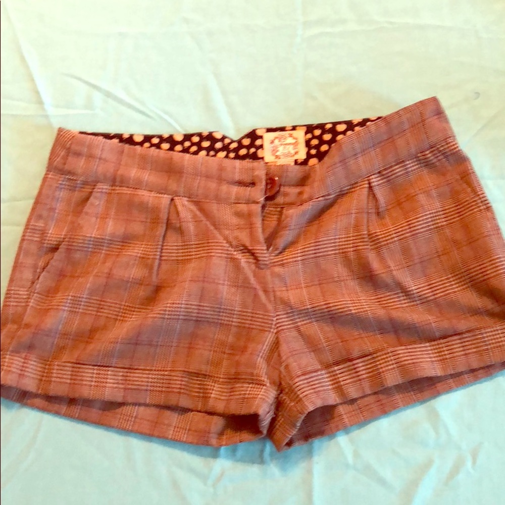 Brown plaid shorts size L